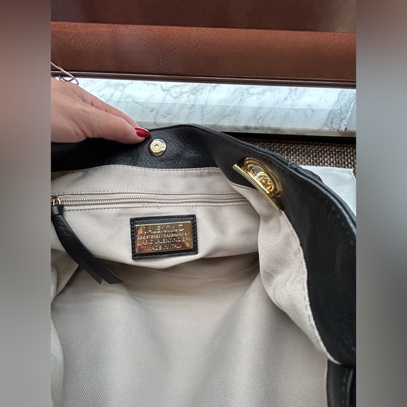 NEW Mario Valentino Luisa Bag - Picture 6 of 10